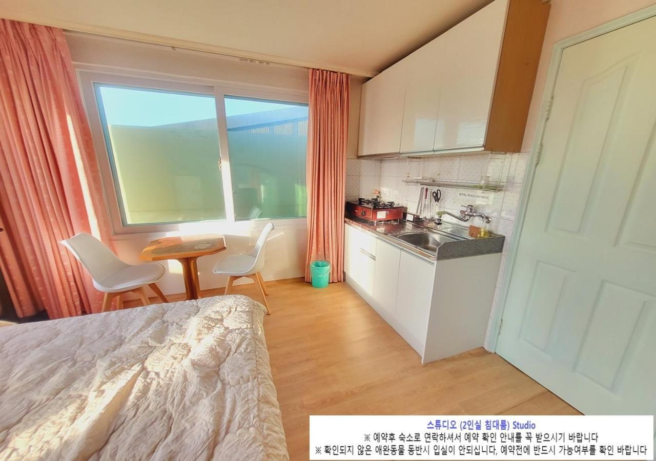 Seaside Minbak
